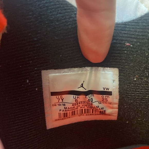 Authentic Air Jordan 4s Pale Citron W8.5 M7 Y7 - Picture 14 of 14